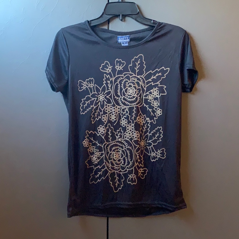 NWT (*check description) Women’s Uniti Stretch Black Floral T-Shirt